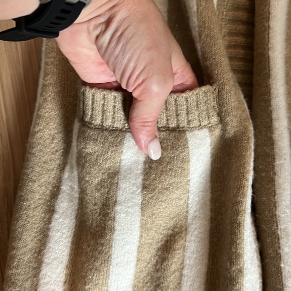 Black and beige long cardigan - Picture 3 of 4